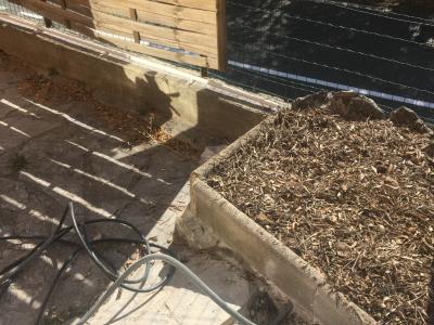 Installation d'un éclairage garage et d'une prise de charge pour voiture électrique