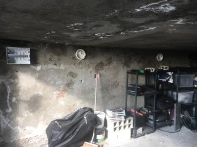 Installation d'un éclairage garage et d'une prise de charge pour voiture électrique