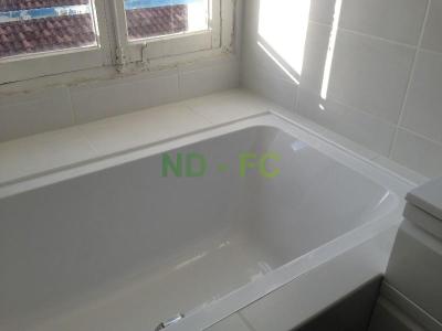 Baignoire Villeroy&Boch biplace avec vidage centrale